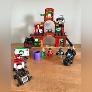 Lego 6857 Dynamic Duo Funhouse Escape Super Heroes